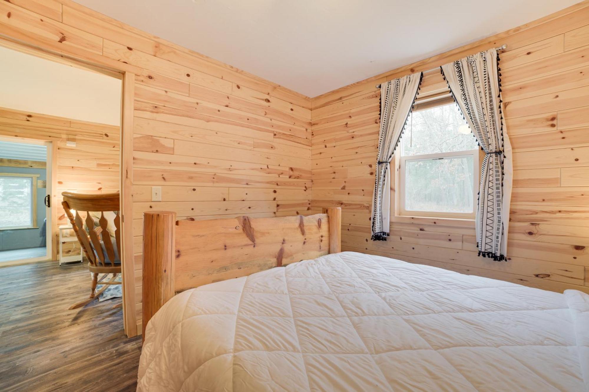 Scenic Evans Hideaway Steps To Lake Huron! Oscoda Luaran gambar