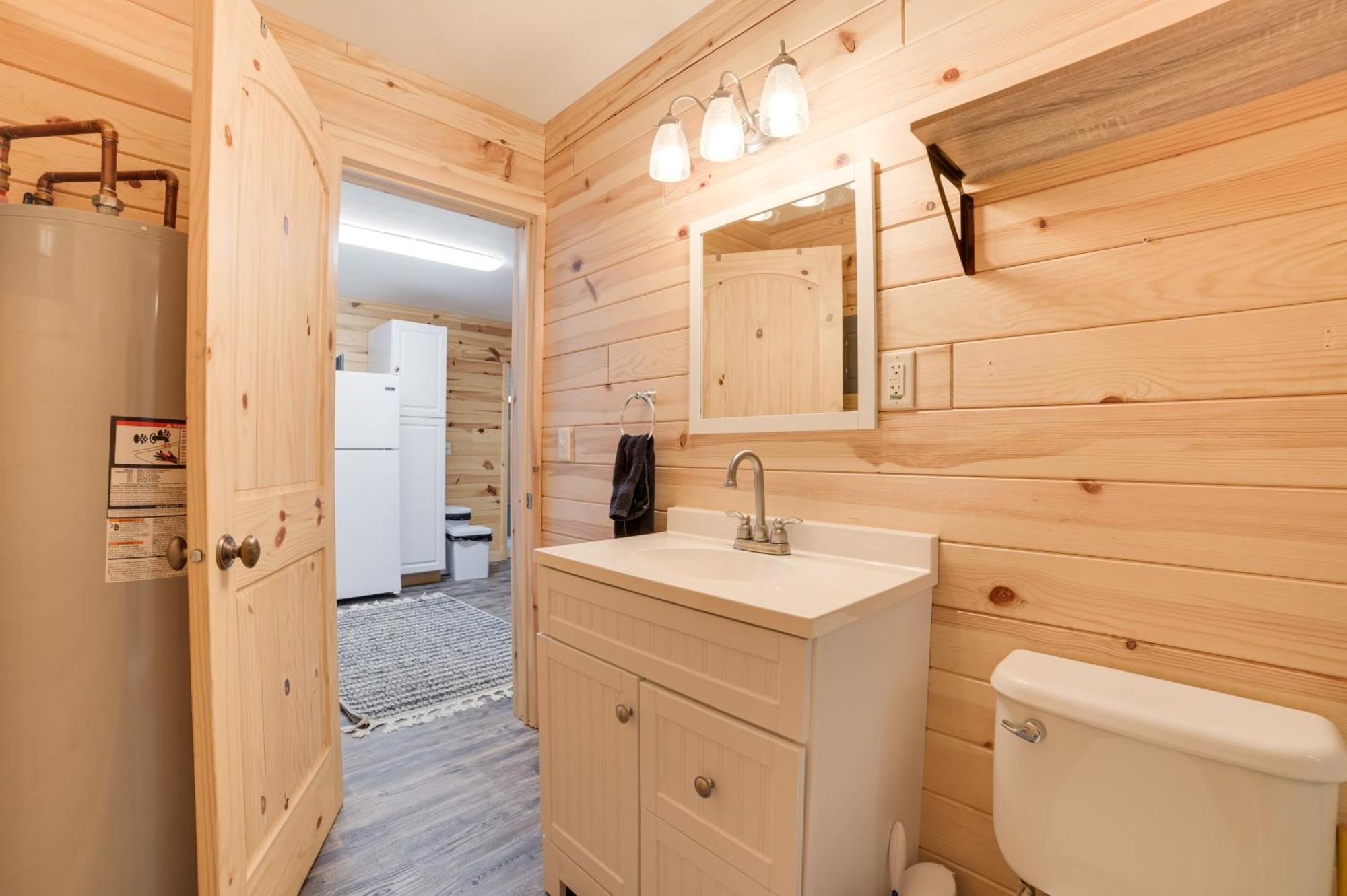 Scenic Evans Hideaway Steps To Lake Huron! Oscoda Luaran gambar